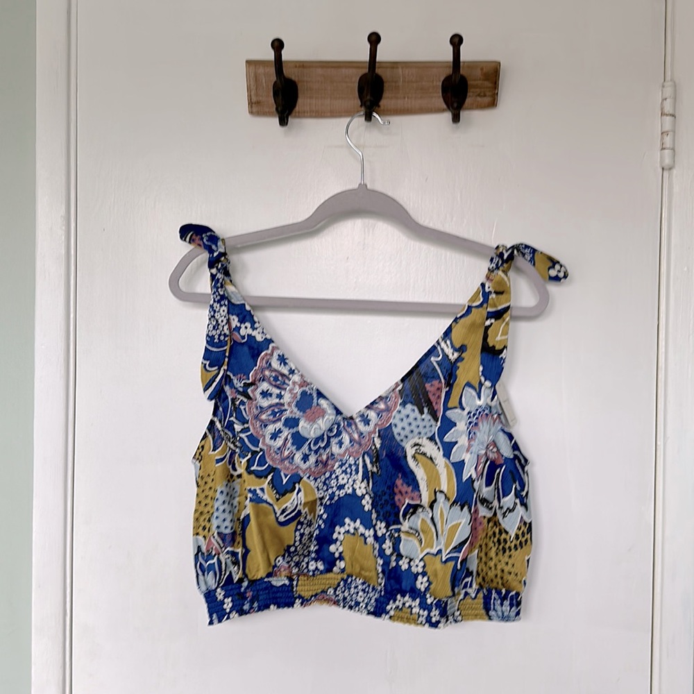 Free People Blue and Yellow Floral V-Neck Cropped Tank - Picture 4 of 6